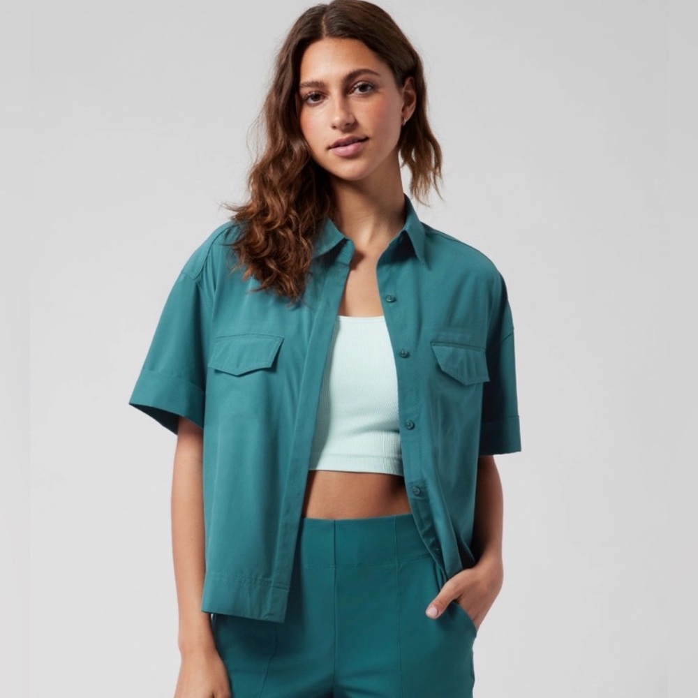Athleta Hike Packable Top Green Teal Size Medium